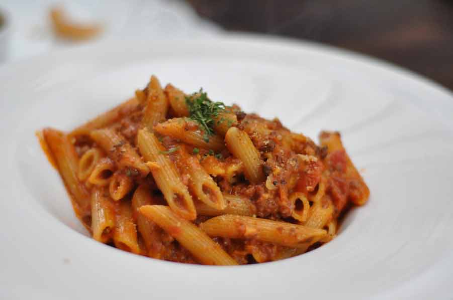 Pasta met gehakt en kapucijners