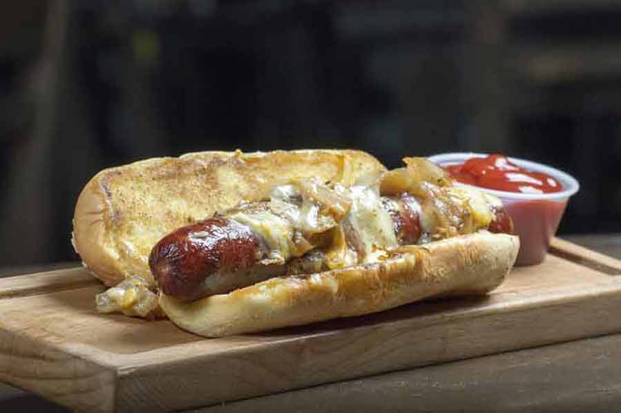 Hotdogs met braadworst