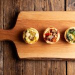 Bruschetta met tomaat en basilicum